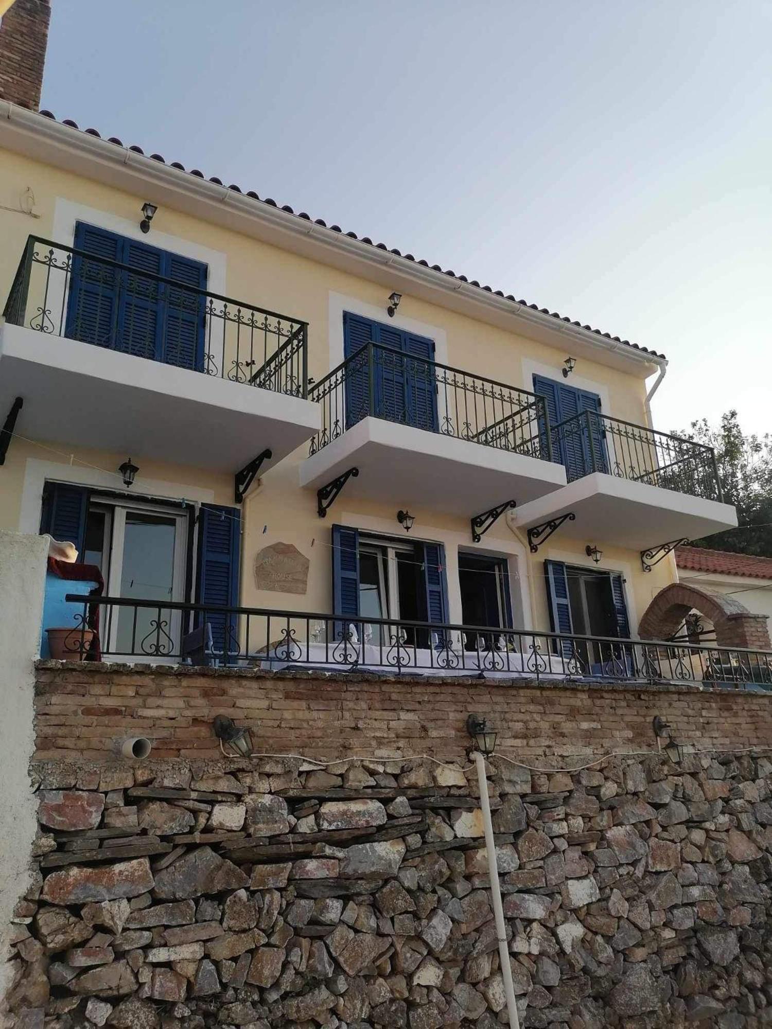 Grammatikis House 호텔 Vourliotes 외부 사진